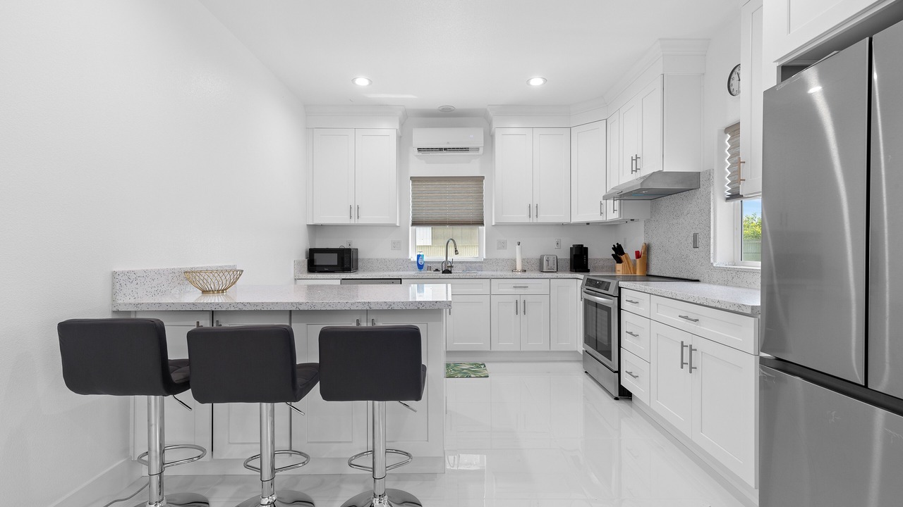 Photo of Kitchen in Midway City