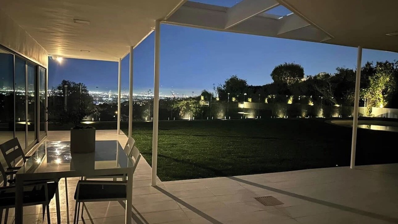 Photo of Outdoor in Encino