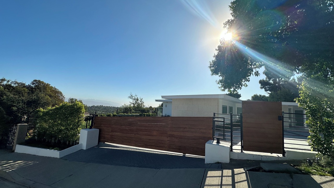 Photo of Outdoor in Encino