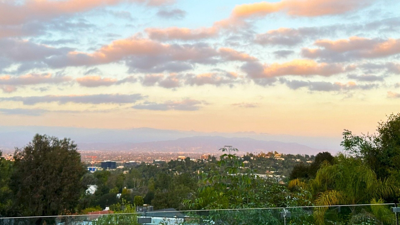 Photo of Others in Encino
