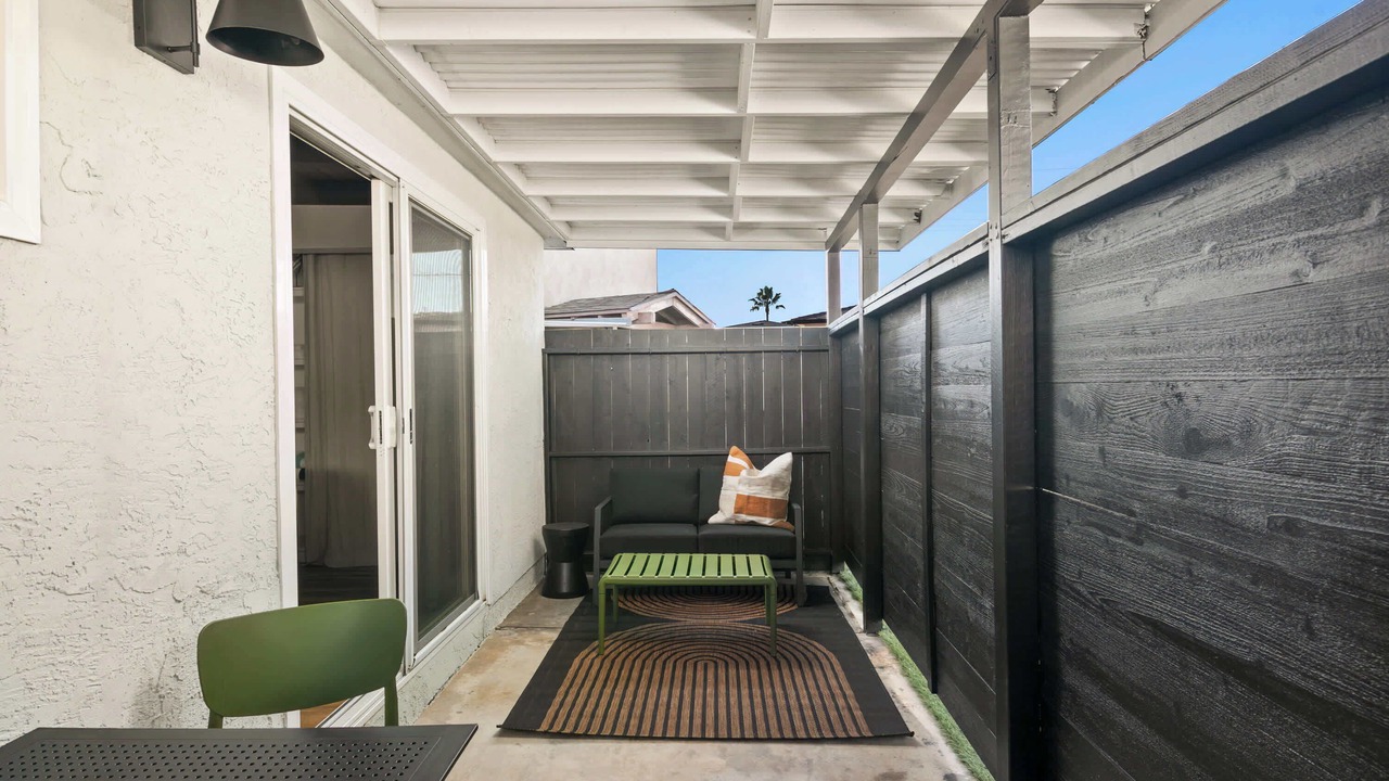 Photo of Patio Balcony in North Pacific Beach