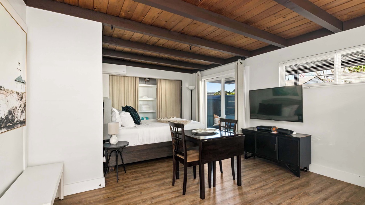 Photo of Bedroom in North Pacific Beach