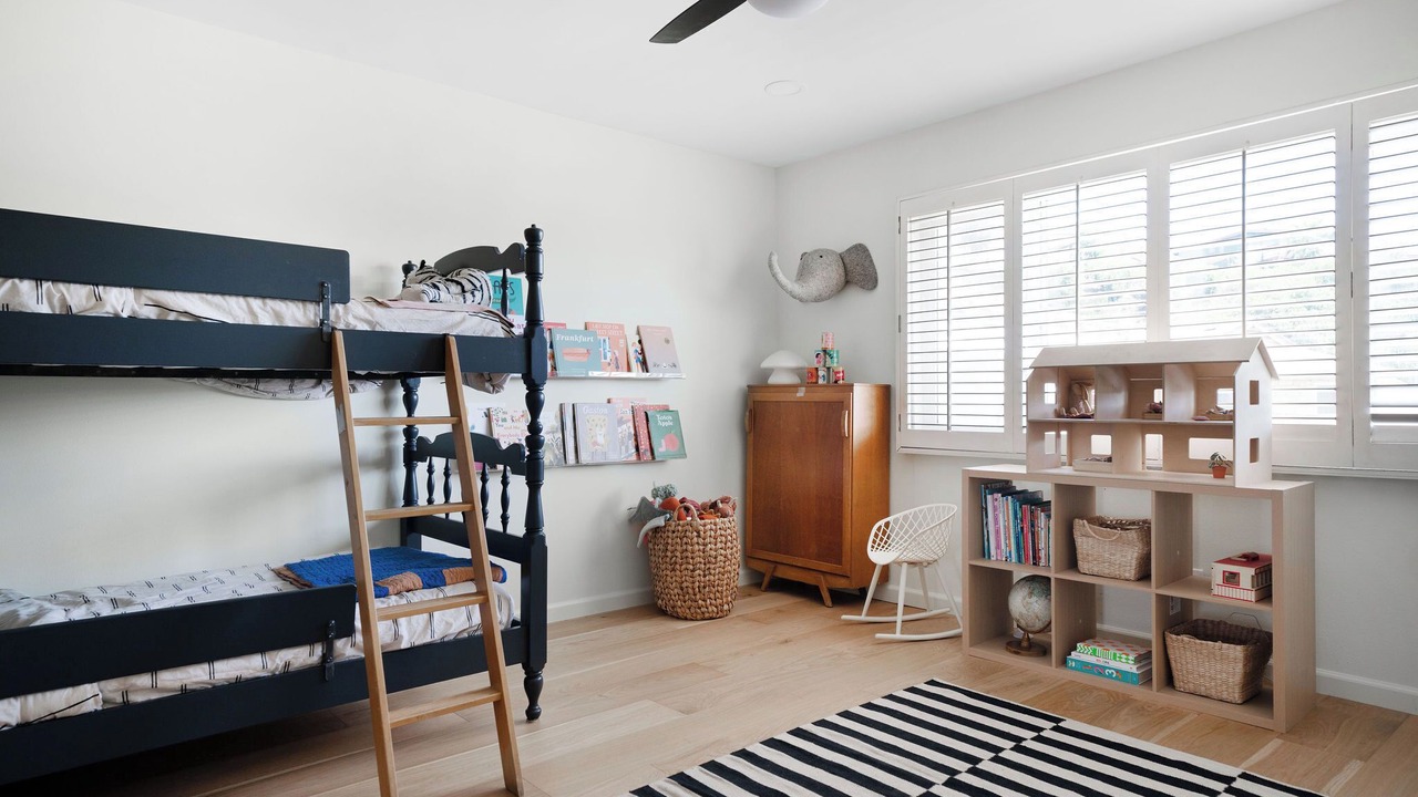 Photo of Bedroom in Eagle Rock