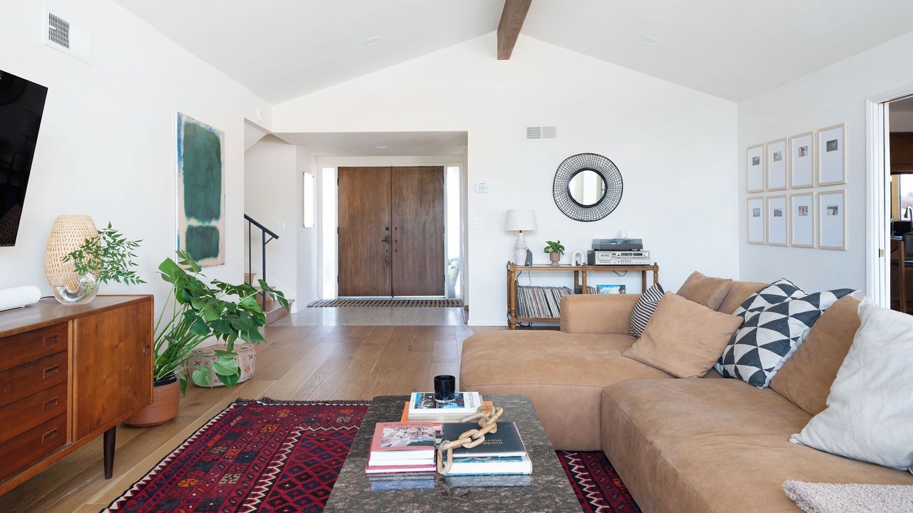 Photo of Livingroom in Eagle Rock
