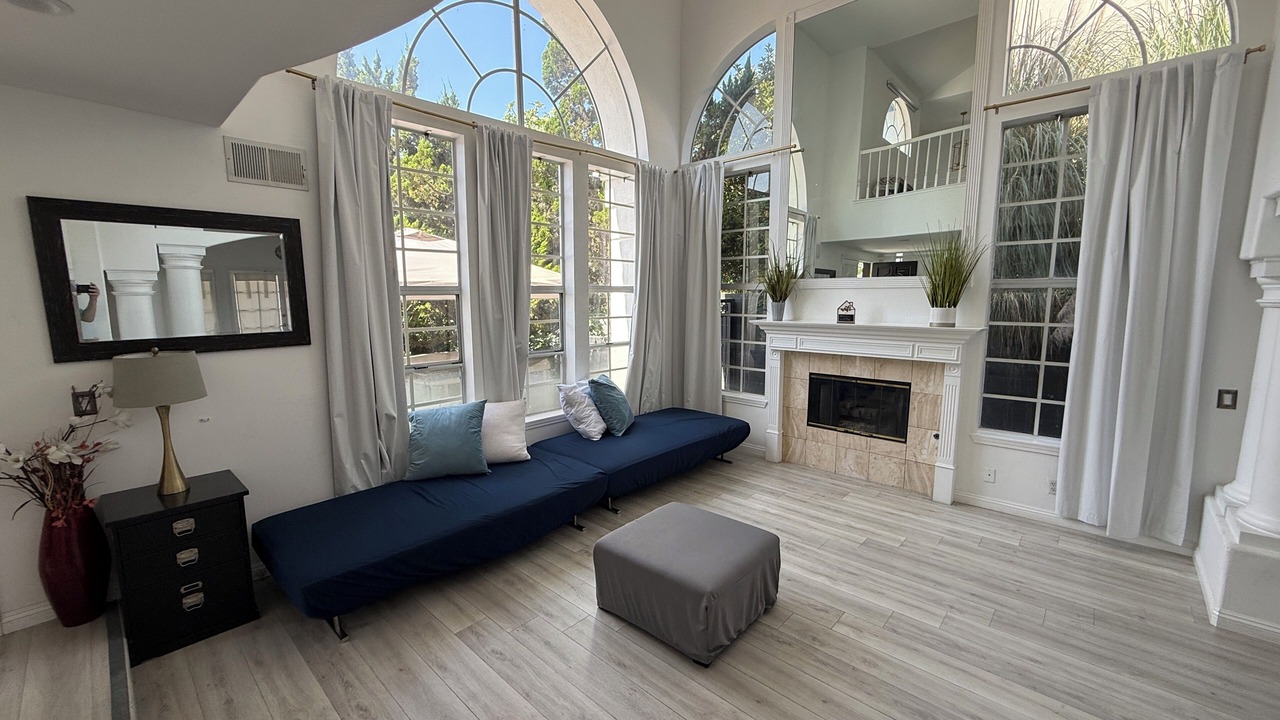 Photo of Livingroom in Monterey Park