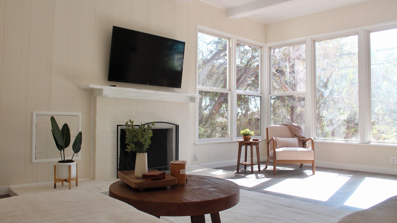 Photo of Bedroom in Mid-Wilshire