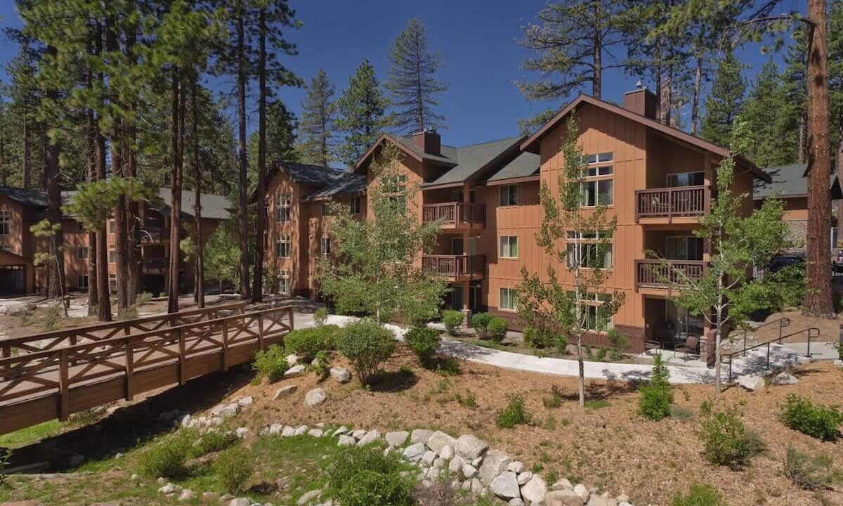 Photo of Outdoor in Round Hill Village