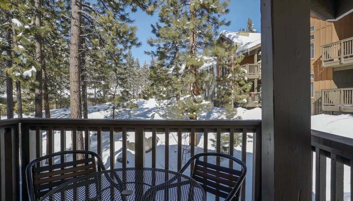 Photo of Outdoor in Round Hill Village