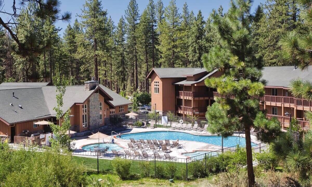 Photo of Outdoor in Round Hill Village