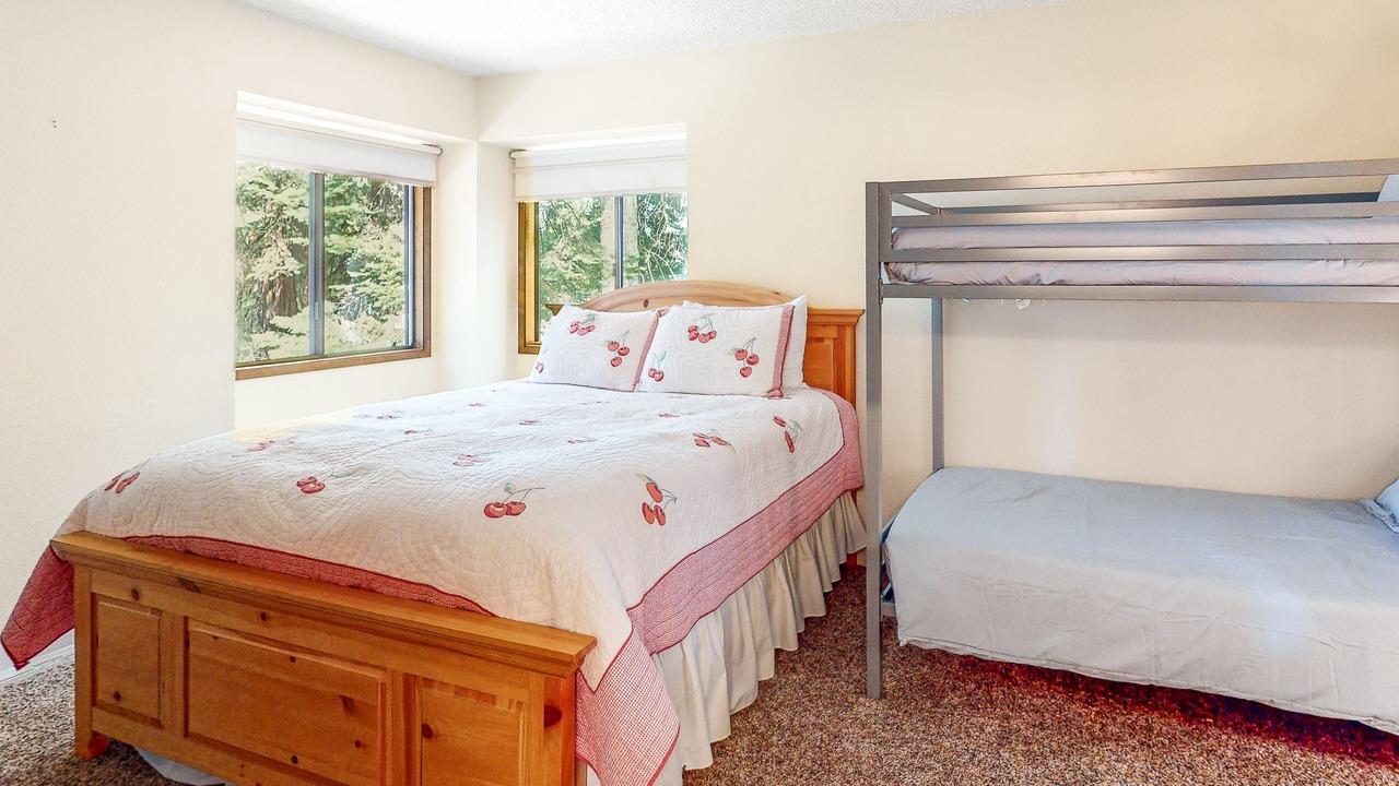Photo of Bedroom in Shaver Lake