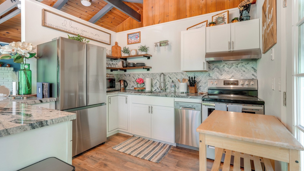 Photo of Kitchen in Mi-Wuk Village