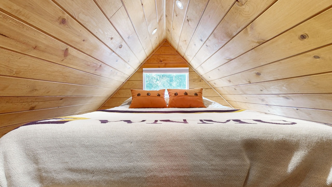 Photo of Bedroom in Cedar Glen