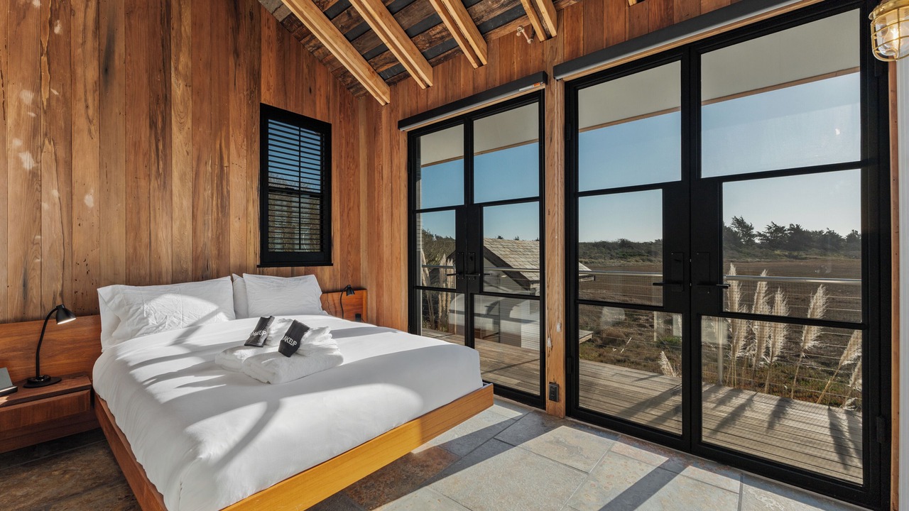 Photo of Bedroom in Bodega Bay