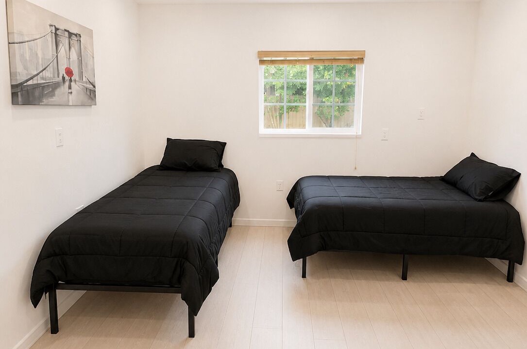 Photo of Bedroom in Reseda