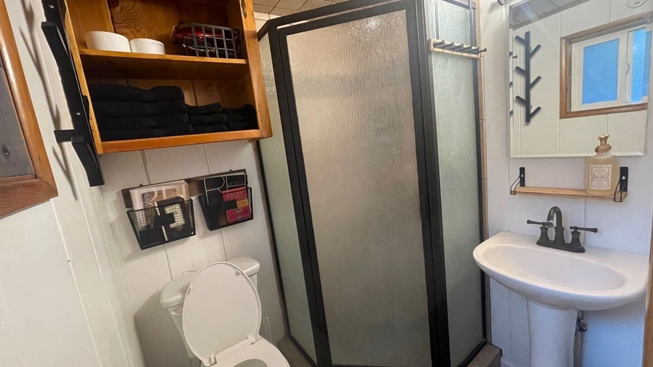 Photo of Bathroom in Wrightwood