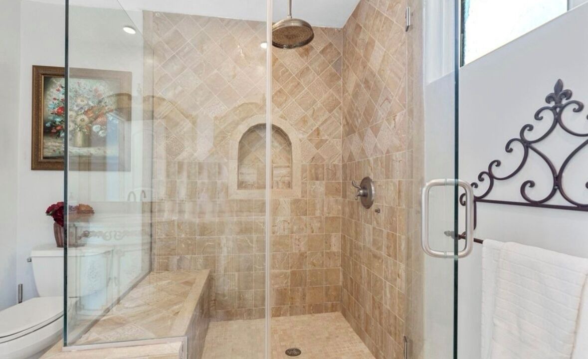 Photo of Bathroom in Tarzana