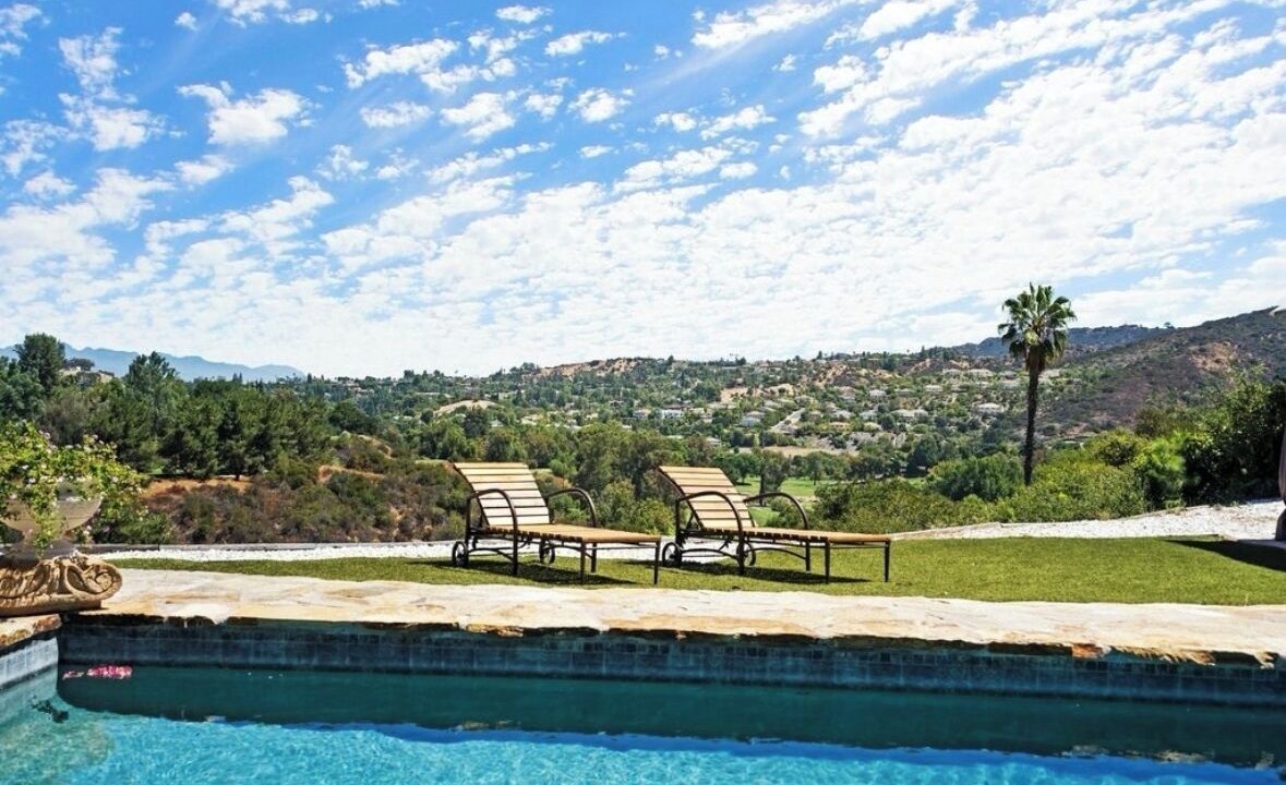 Photo of Outdoor in Tarzana