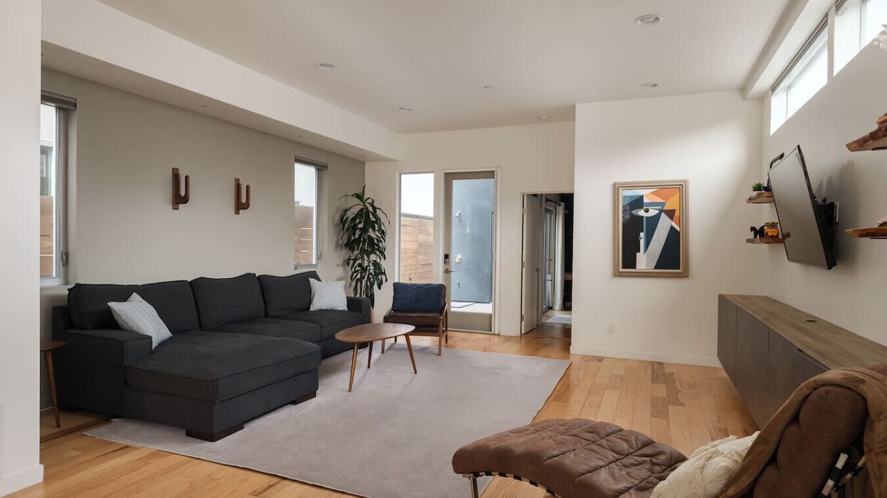 Photo of Livingroom in Ocean Beach