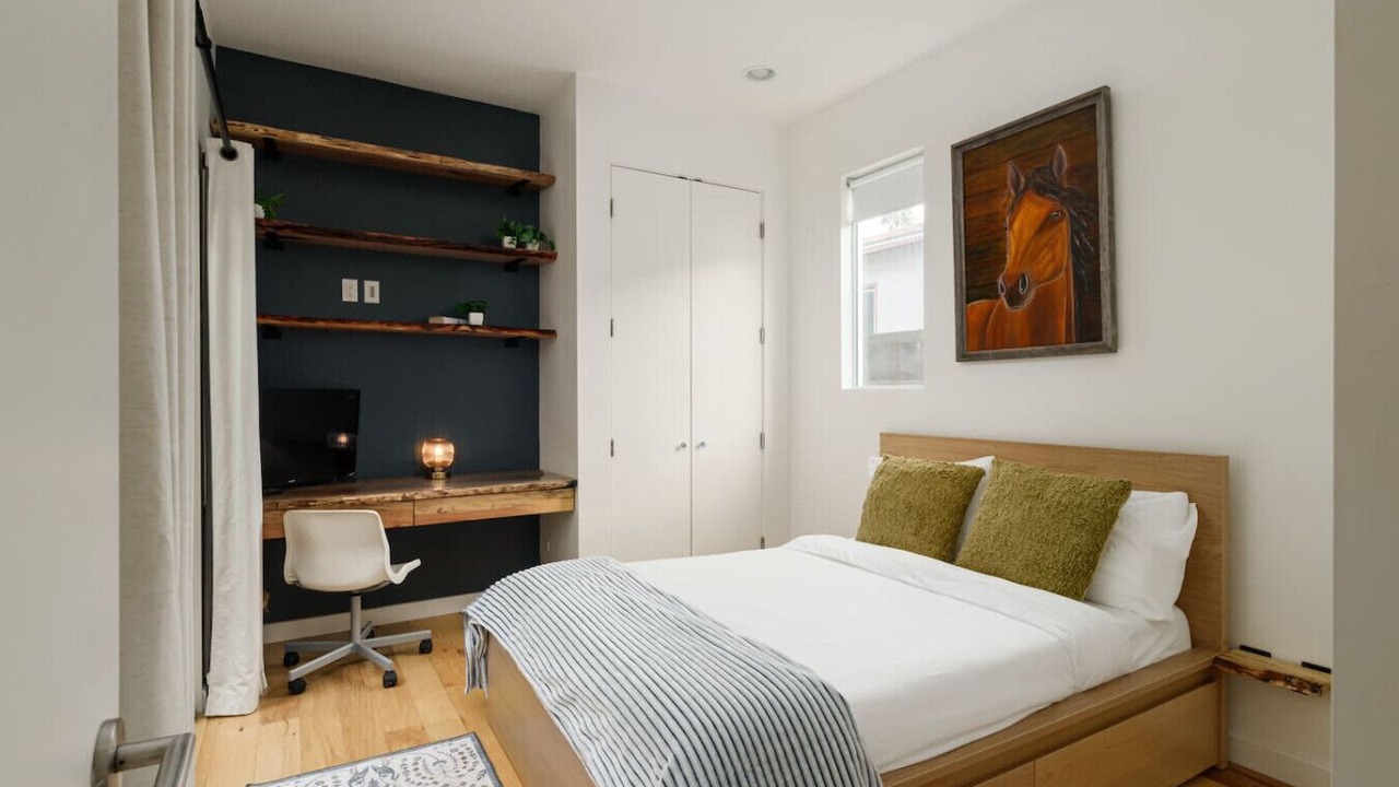 Photo of Bedroom in Ocean Beach