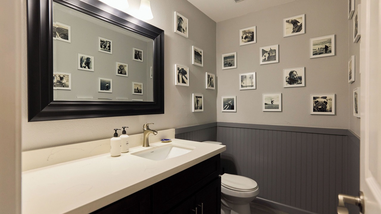 Photo of Bedroom in Discovery Bay