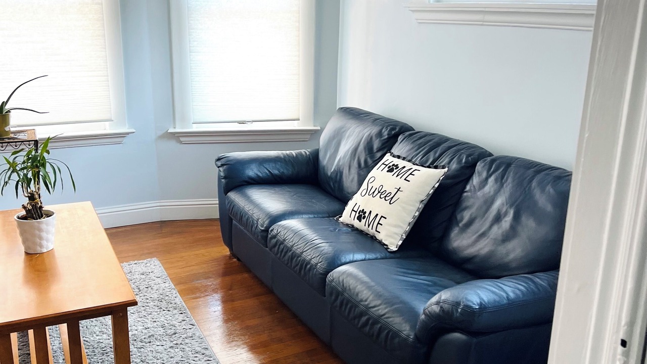 Photo of Livingroom in Alameda