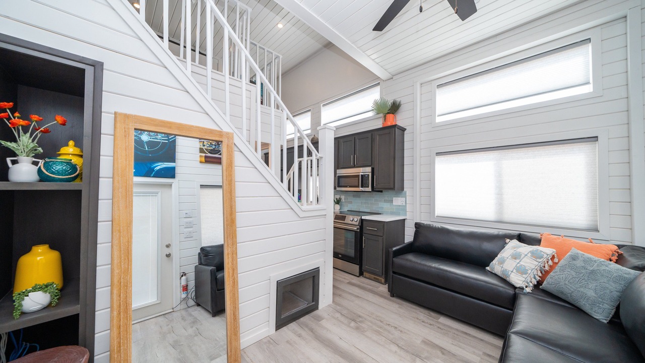 Photo of Livingroom in Parker Strip