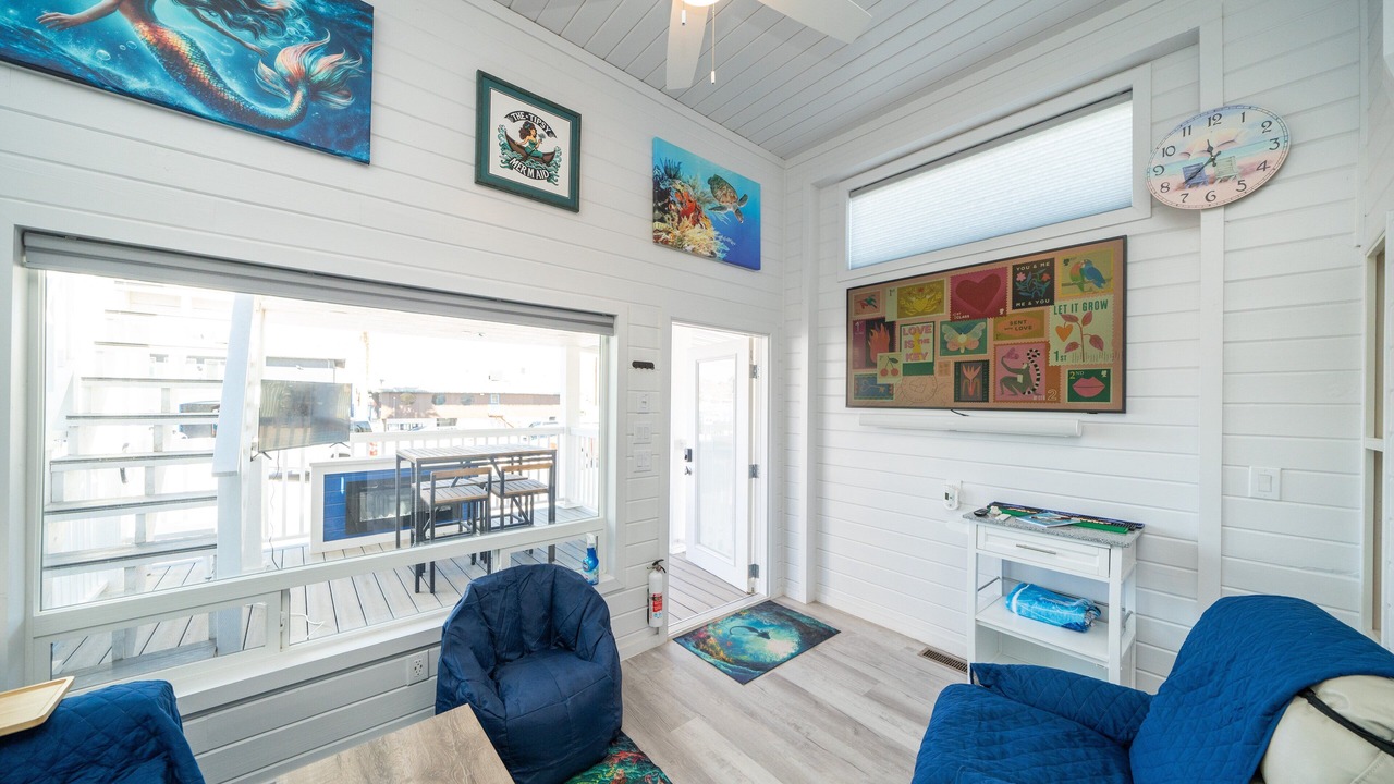 Photo of Livingroom in Parker Strip
