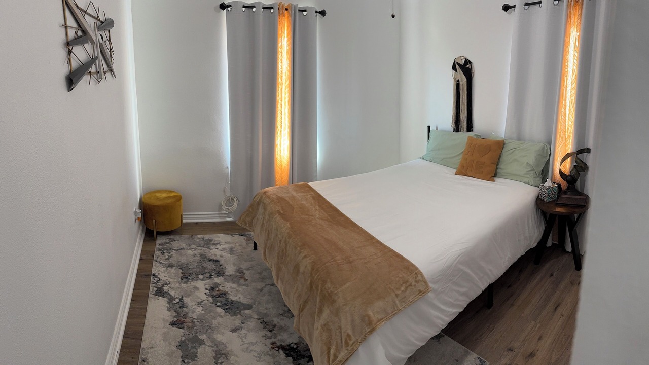 Photo of Bedroom in Mojave