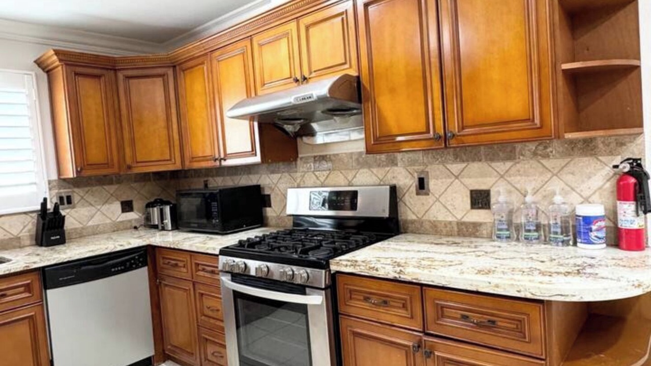 Photo of Kitchen in Midway City