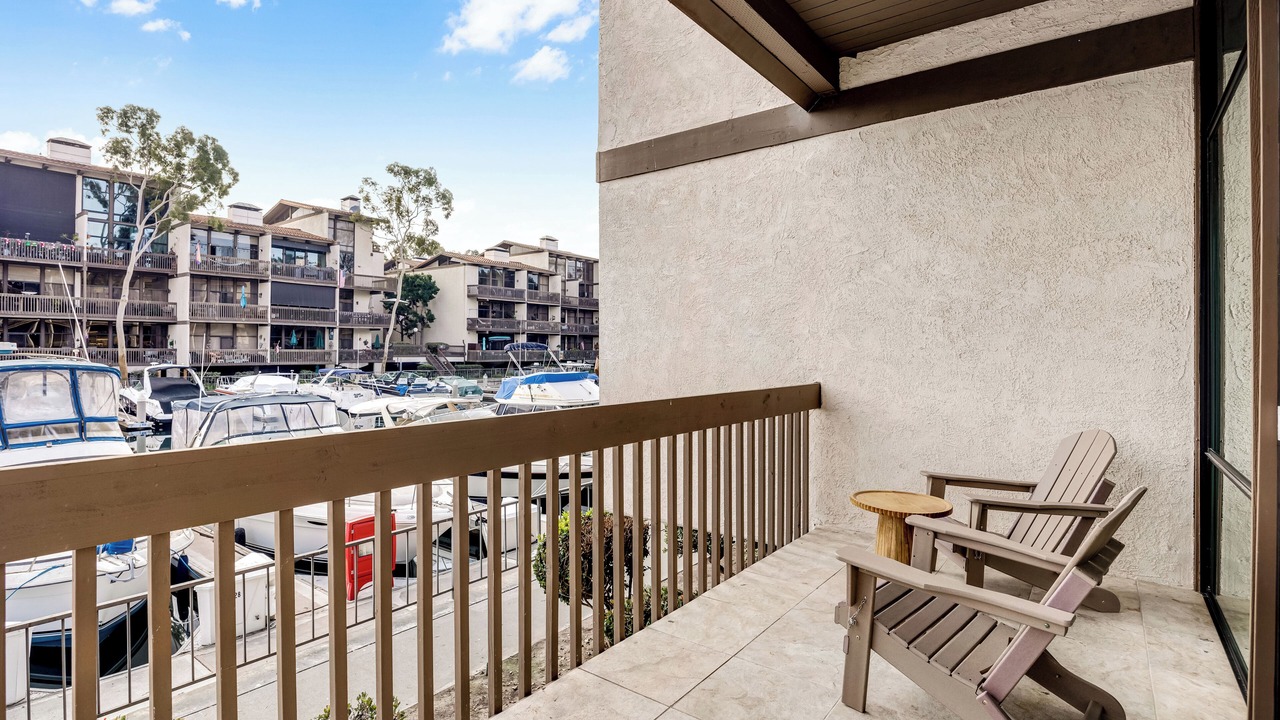 Photo of Patio Balcony in Harbor