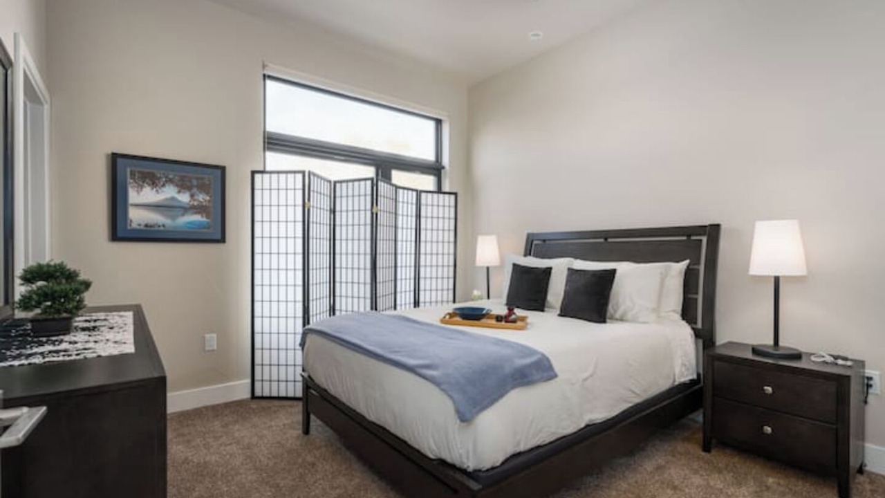 Photo of Bedroom in Downtown Reno