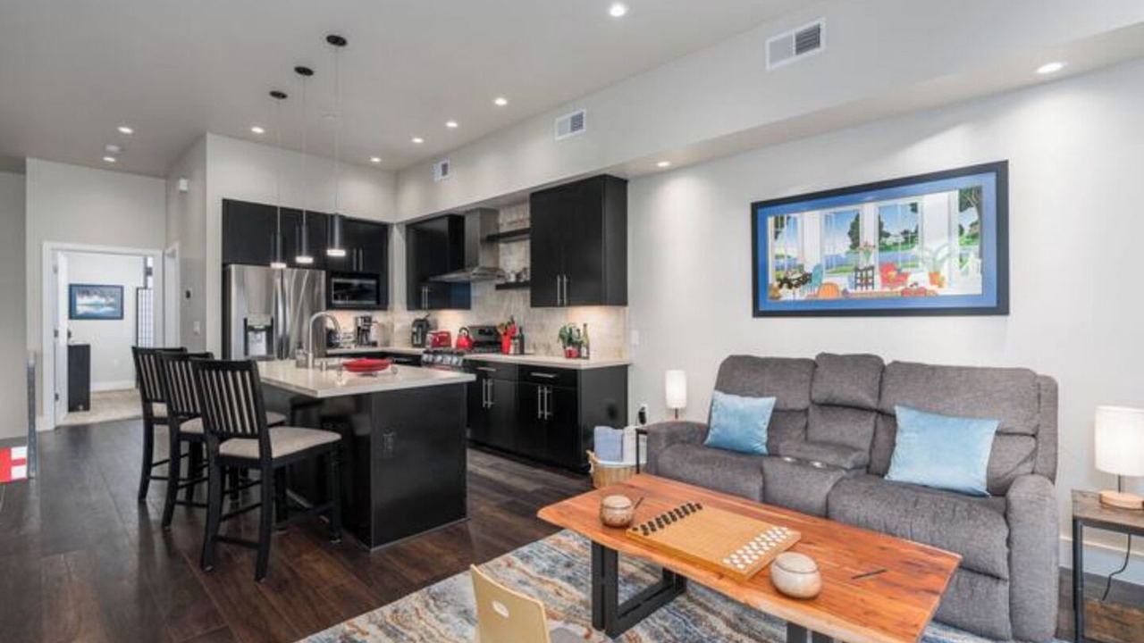 Photo of Livingroom in Downtown Reno