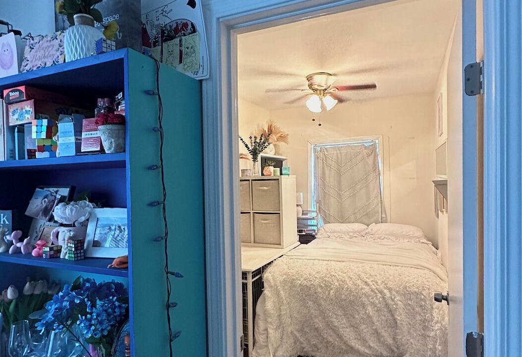 Photo of Bedroom in Greater Wilshire - Hancock Park