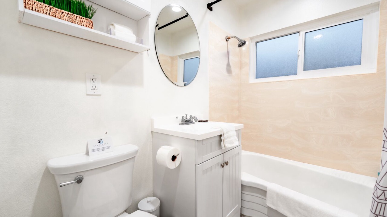 Photo of Bathroom in Pierpont Bay