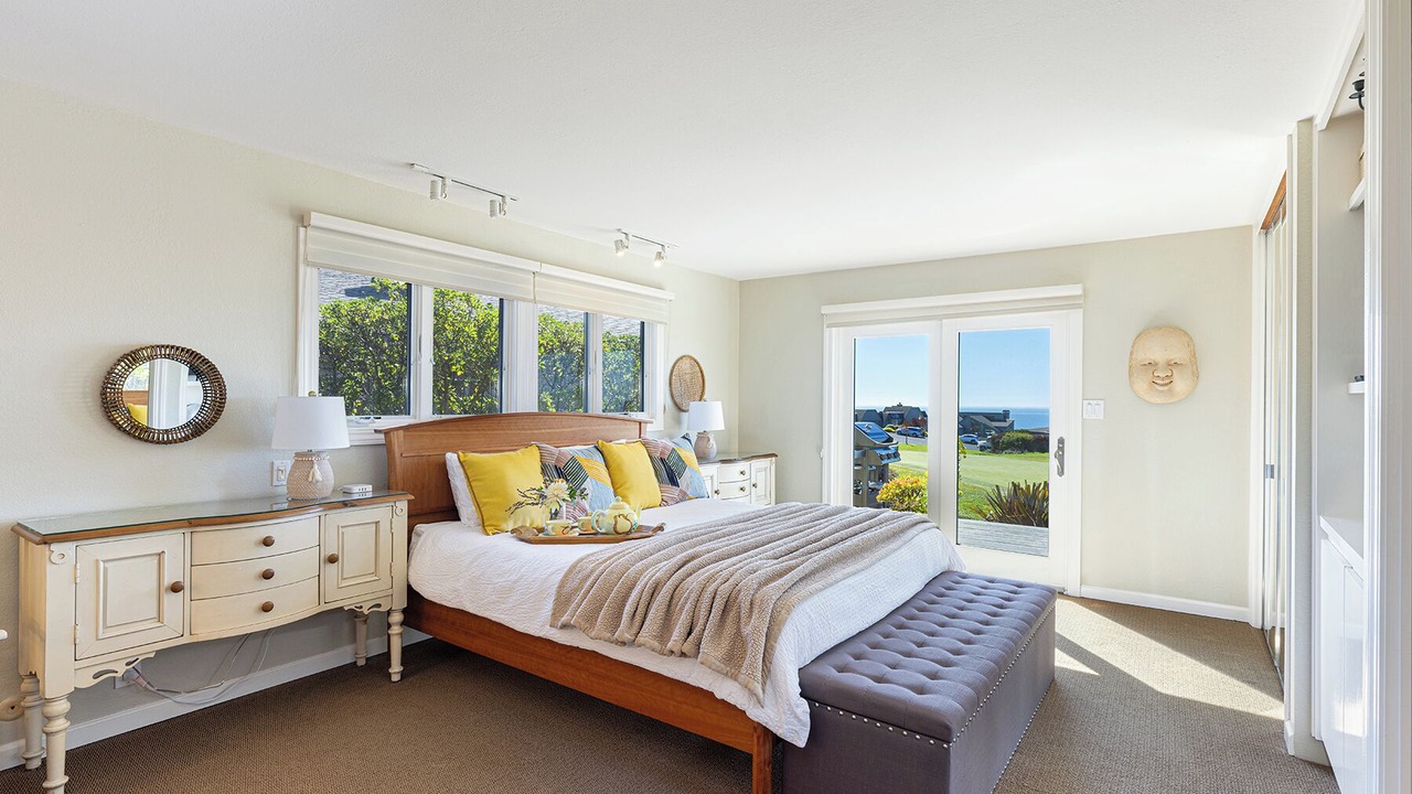 Photo of Bedroom in Bodega Bay