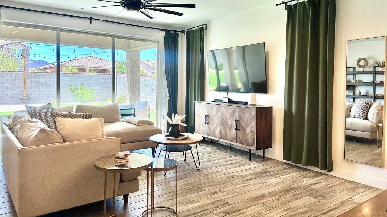 Photo of Livingroom in Maricopa County
