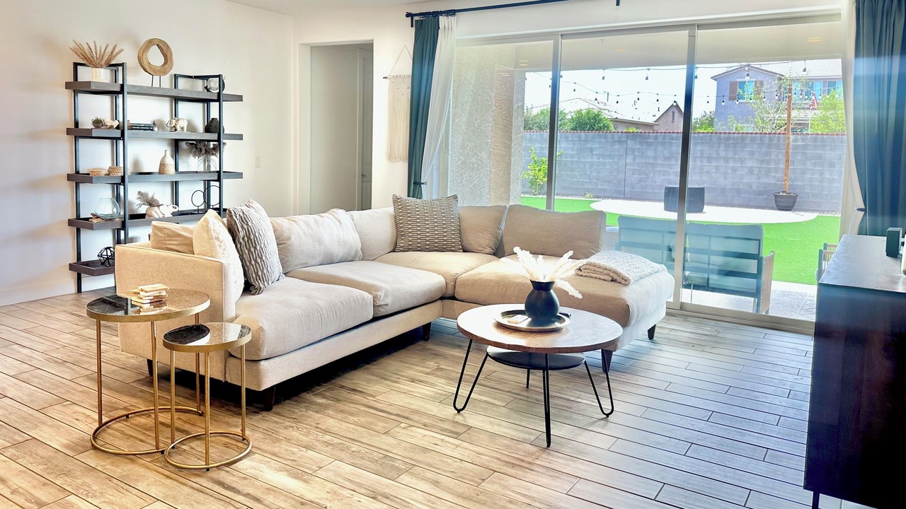 Photo of Livingroom in Maricopa County