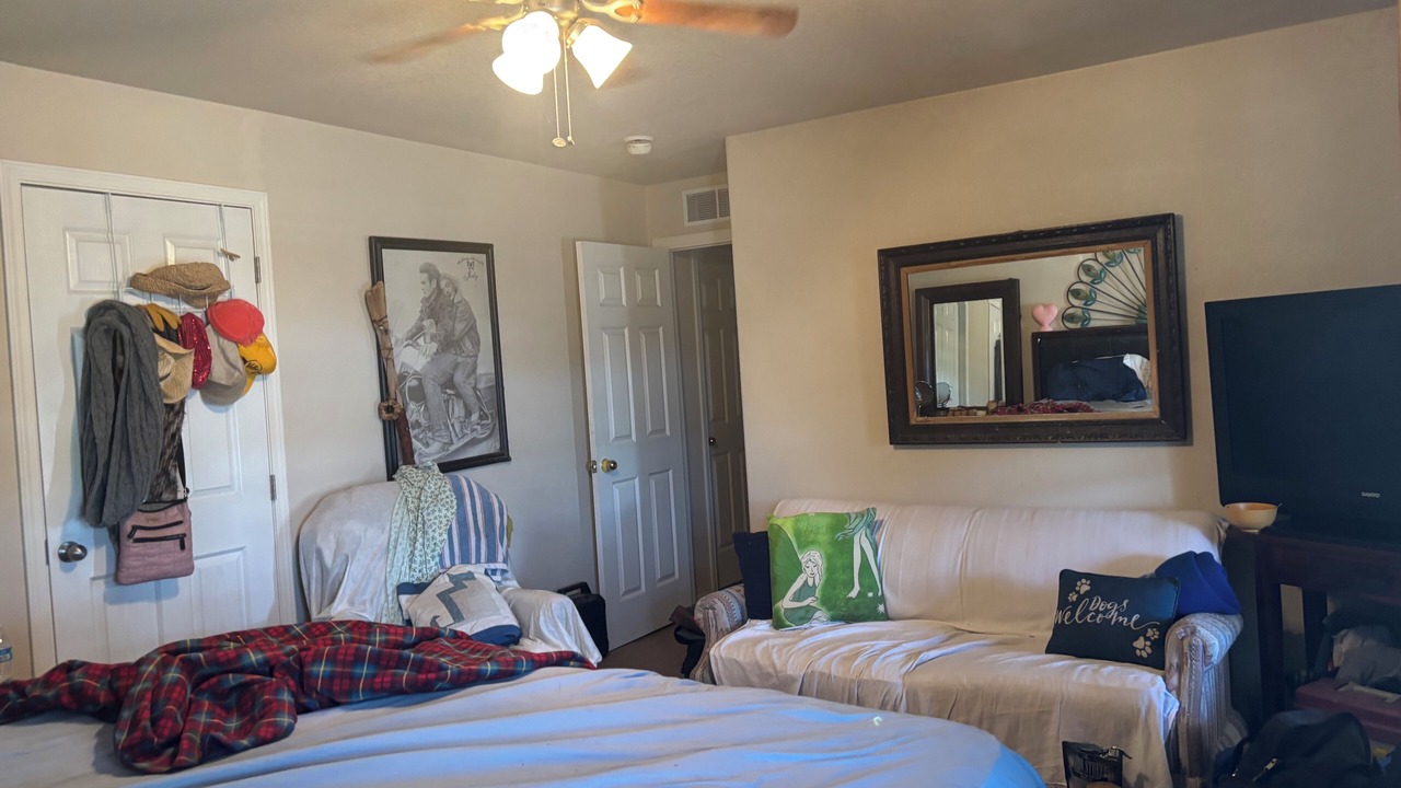 Photo of Bedroom in Quartzsite