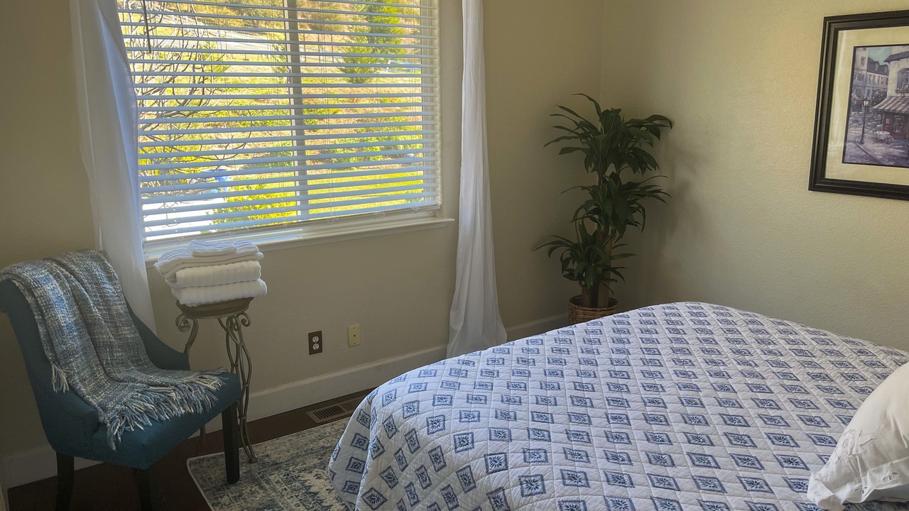 Photo of Bedroom in King City