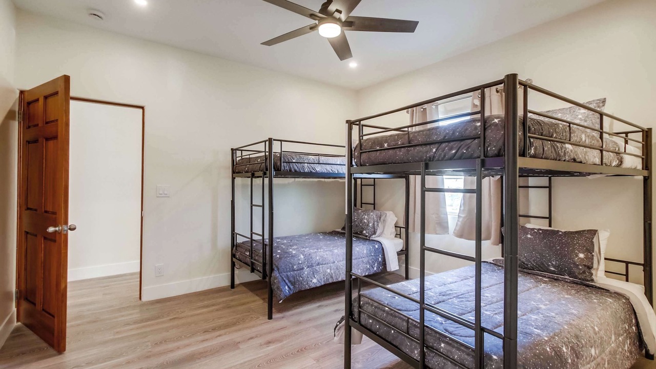 Photo of Bedroom in Loma Portal