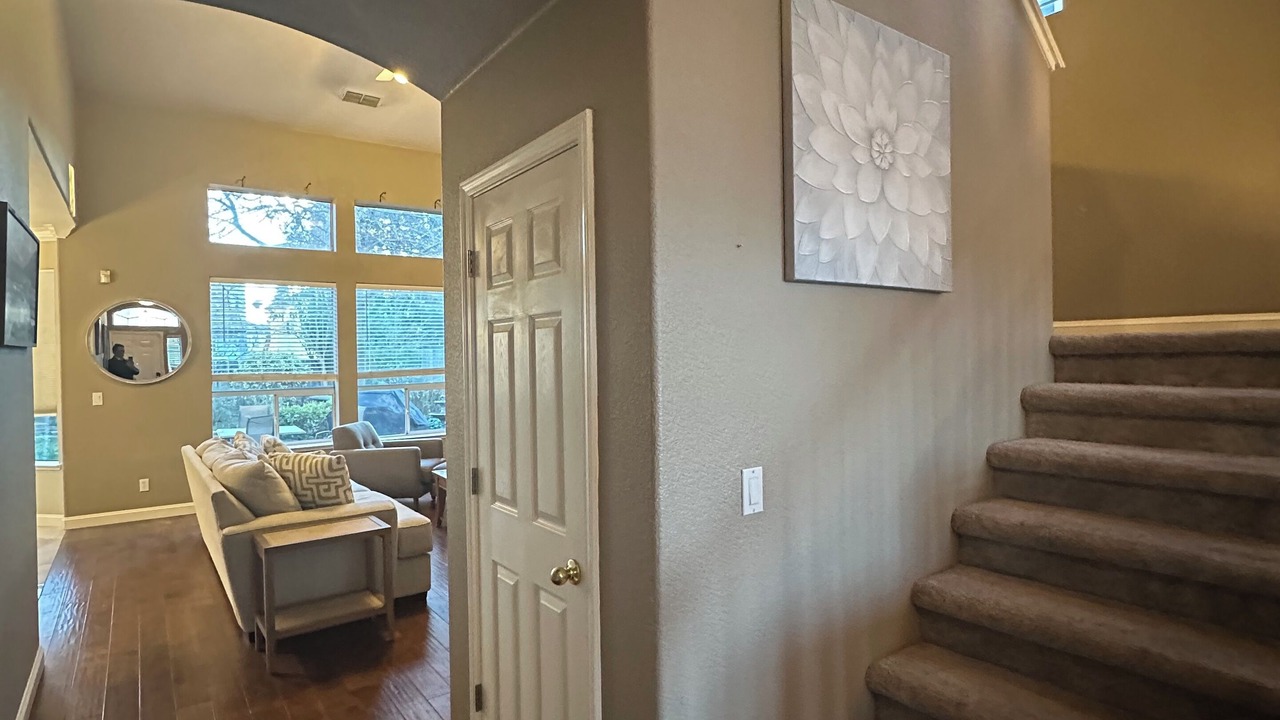 Photo of Livingroom in Roseville