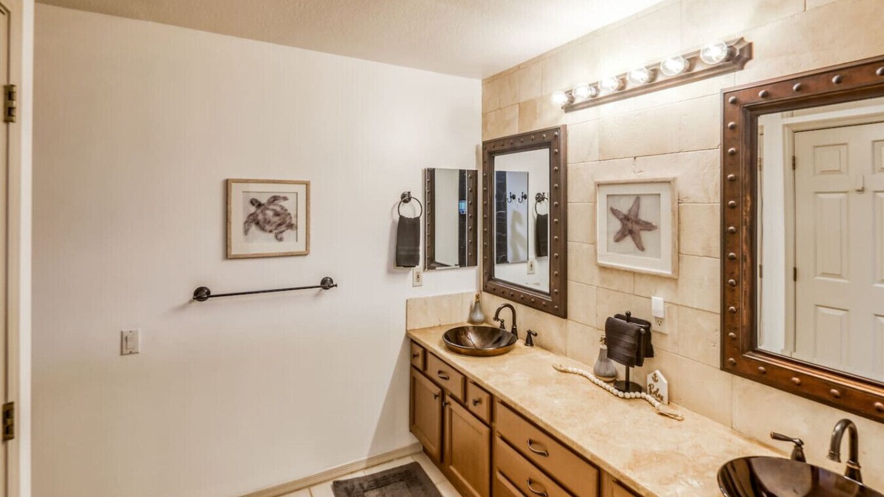 Photo of Bathroom in Lake Havasu City