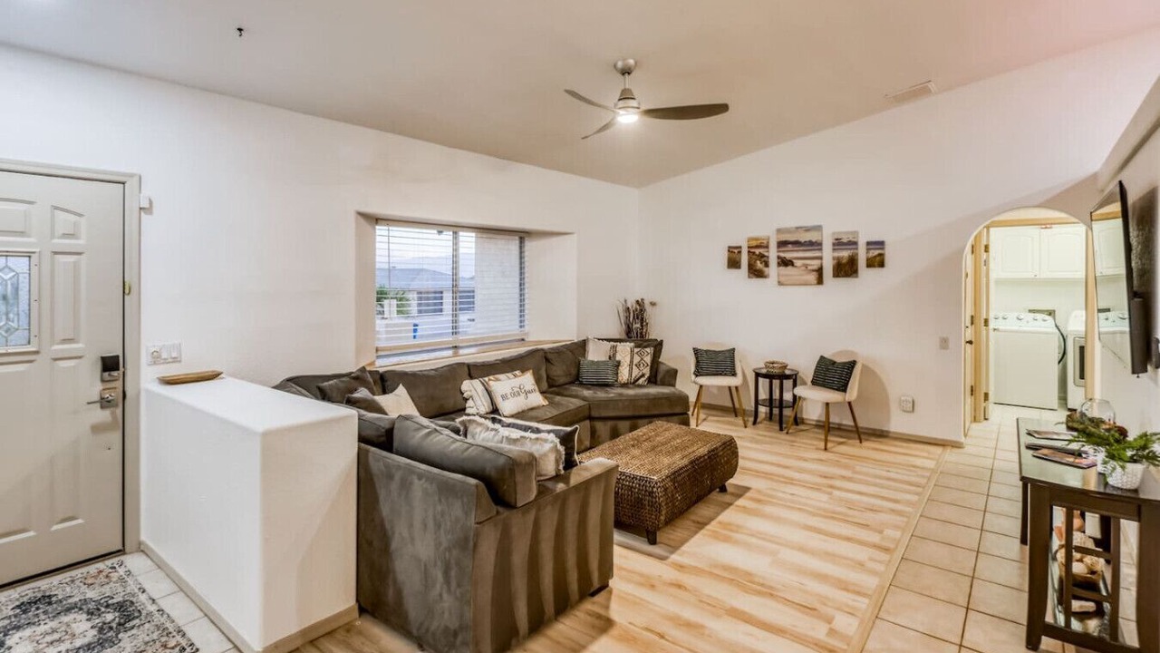 Photo of Livingroom in Lake Havasu City