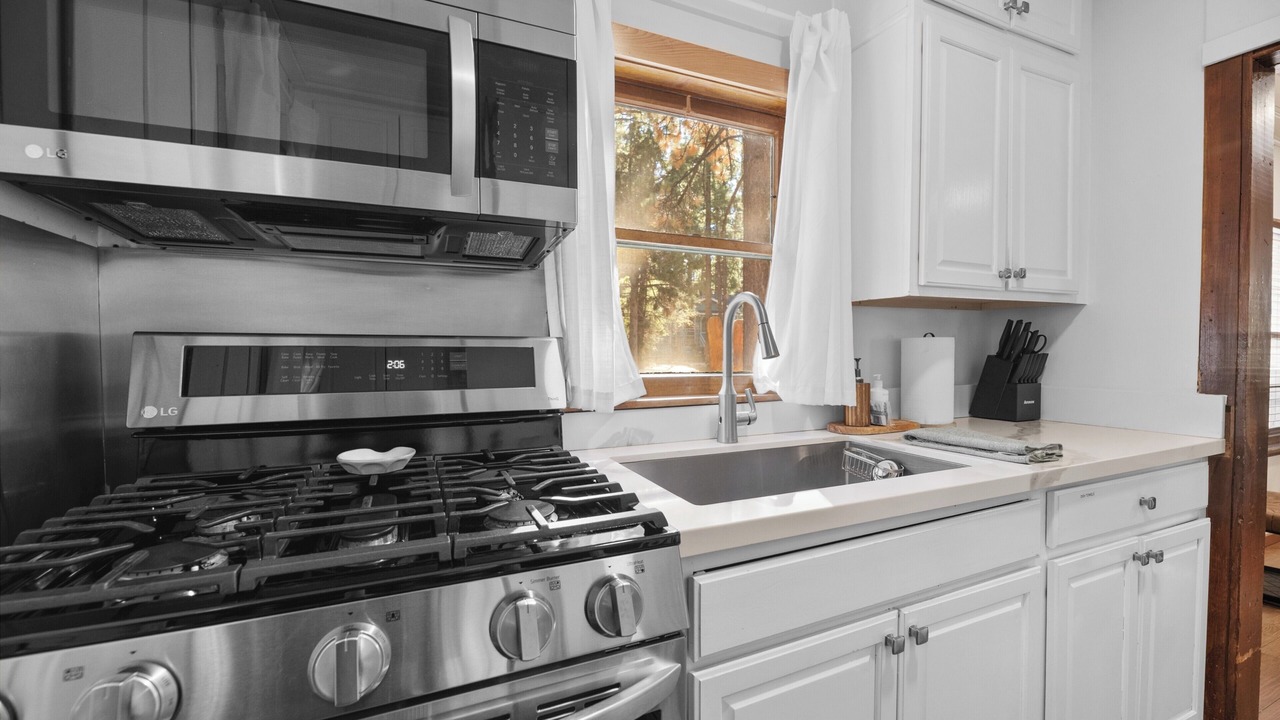 Photo of Kitchen in Big Bear City