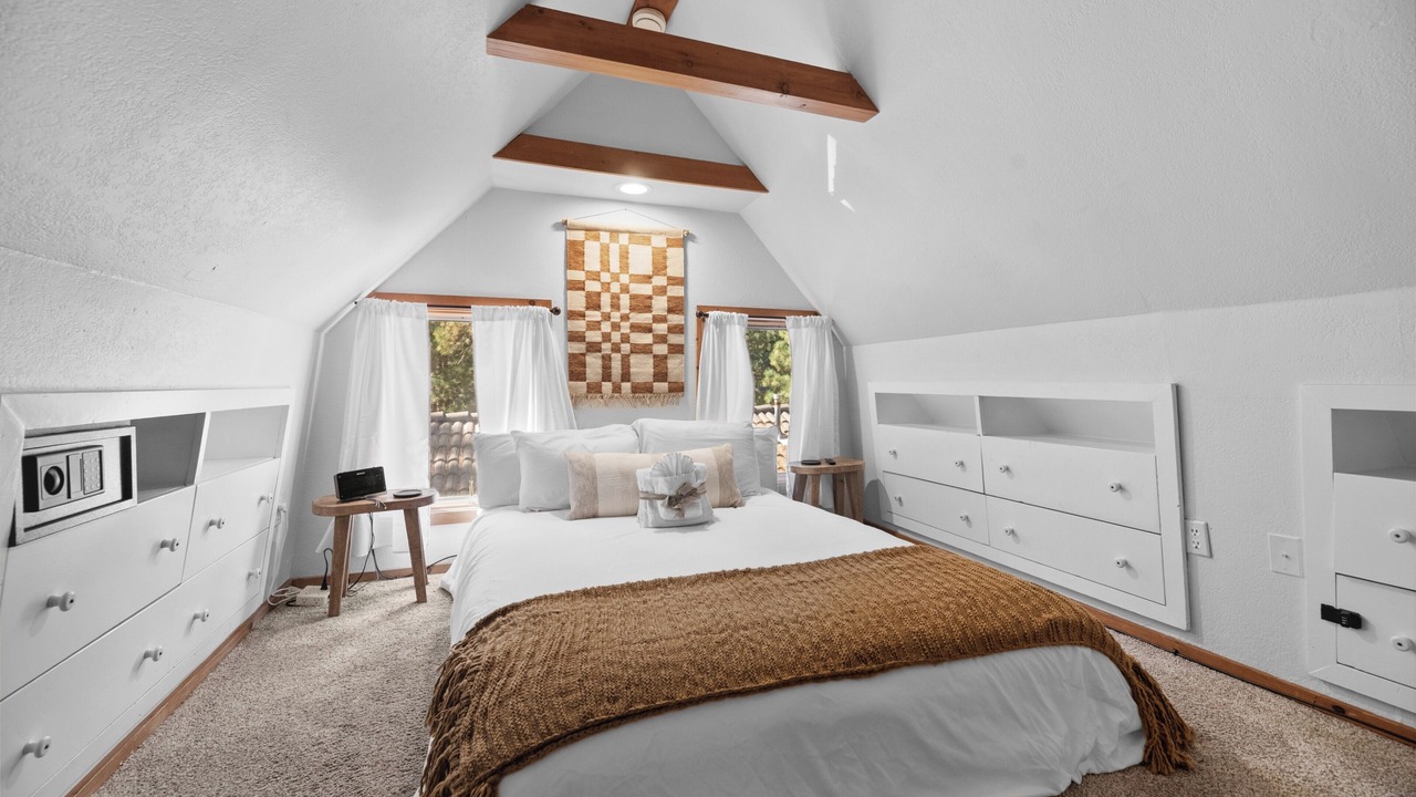 Photo of Bedroom in Big Bear City