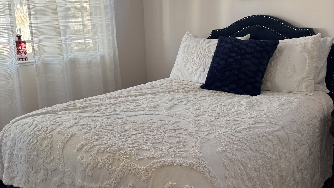 Photo of Bedroom in Fetters Hot Springs-Agua Caliente