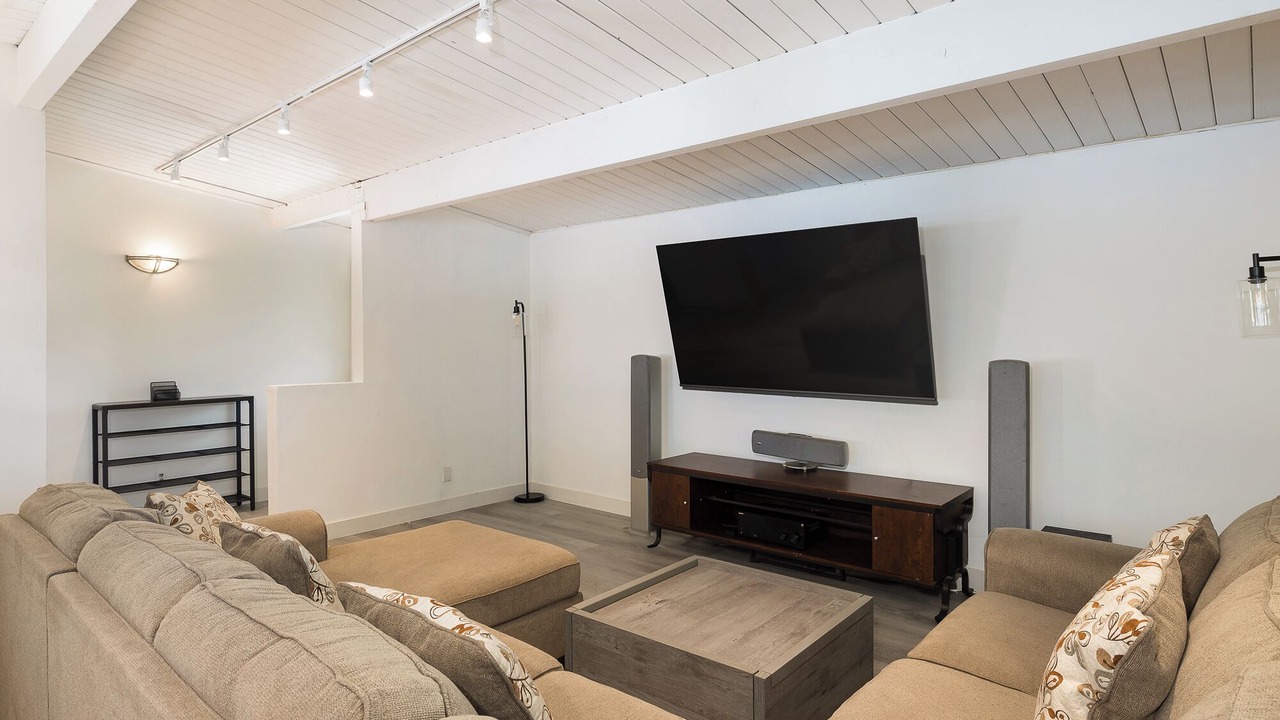 Photo of Livingroom in El Segundo