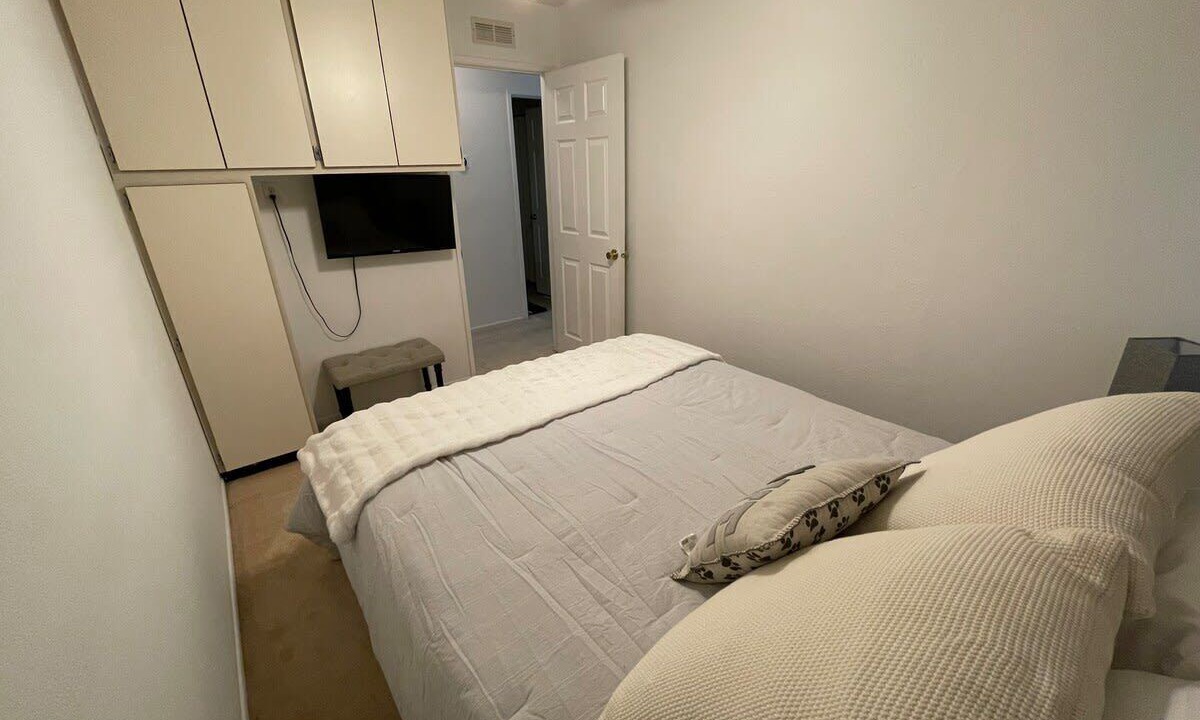 Photo of Bedroom in Parker Strip