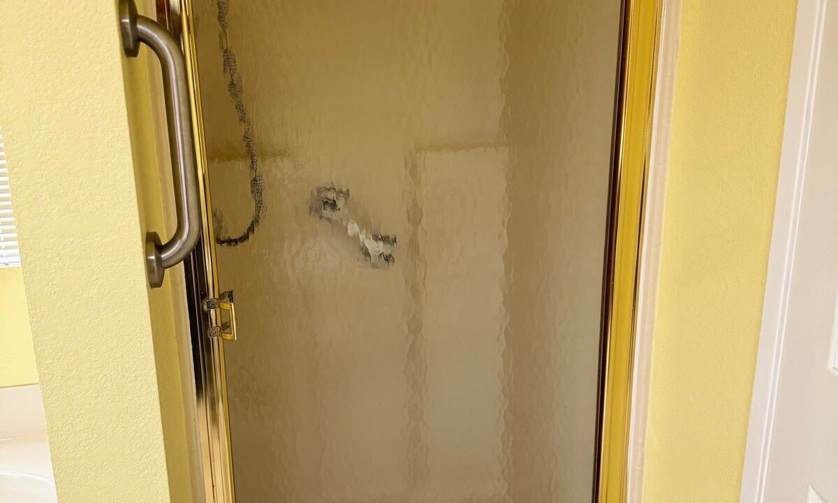 Photo of Bathroom in Parker Strip