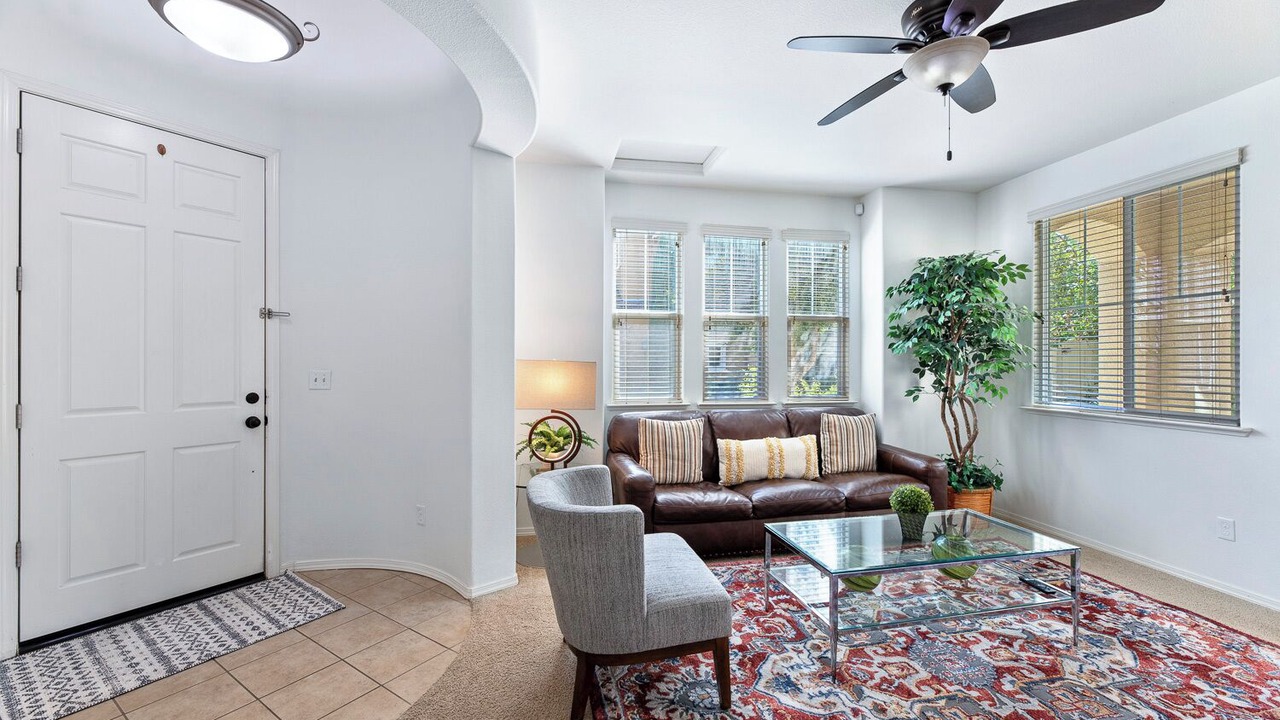 Photo of Livingroom in Harlan Ranch